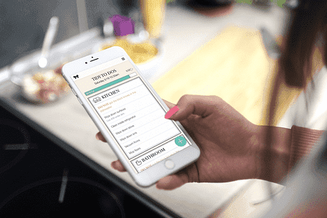 Customer using TIDY app